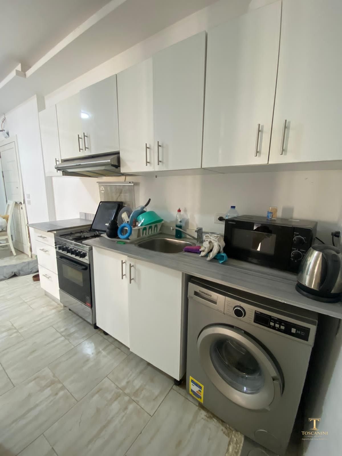 Furnished Apartment in Sky Gondola Compound