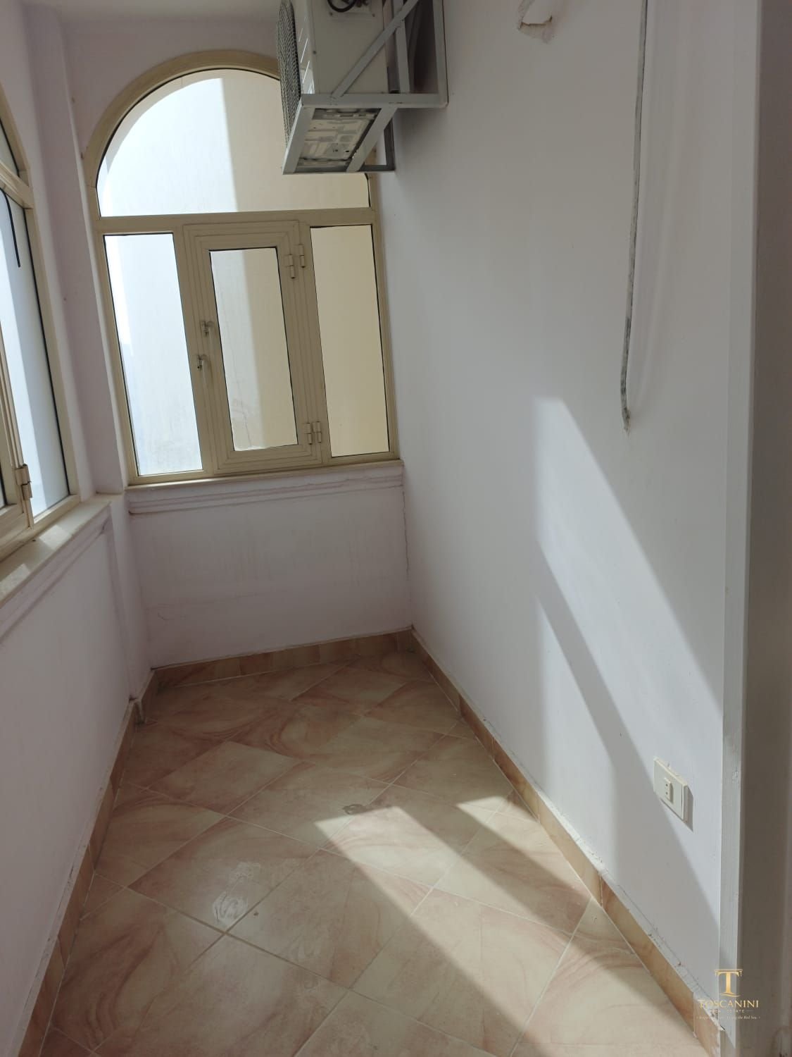 Apartment for Sale: Prime Location InterContinental Hurghada  & Registered Green Contract