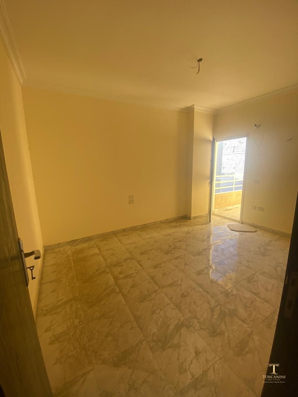 155 Meter Apartment for Sale in Intercontinental – Prime Location