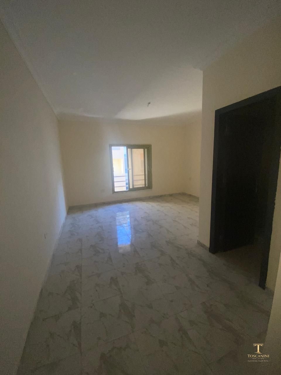 155 Meter Apartment for Sale in Intercontinental – Prime Location