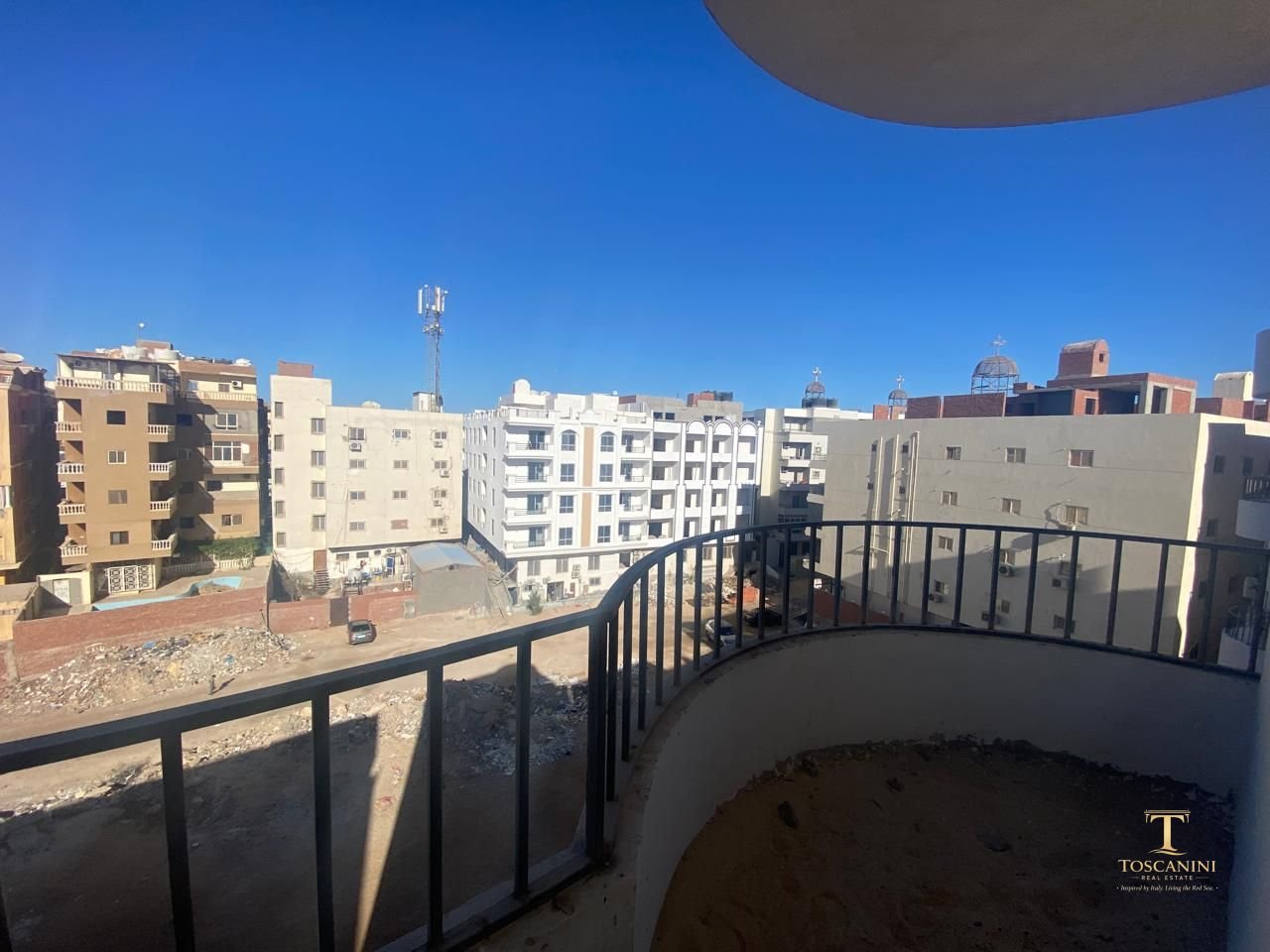Apartment for Sale in "El Kawthar" – Vibrant Location (Semi-Finished)
