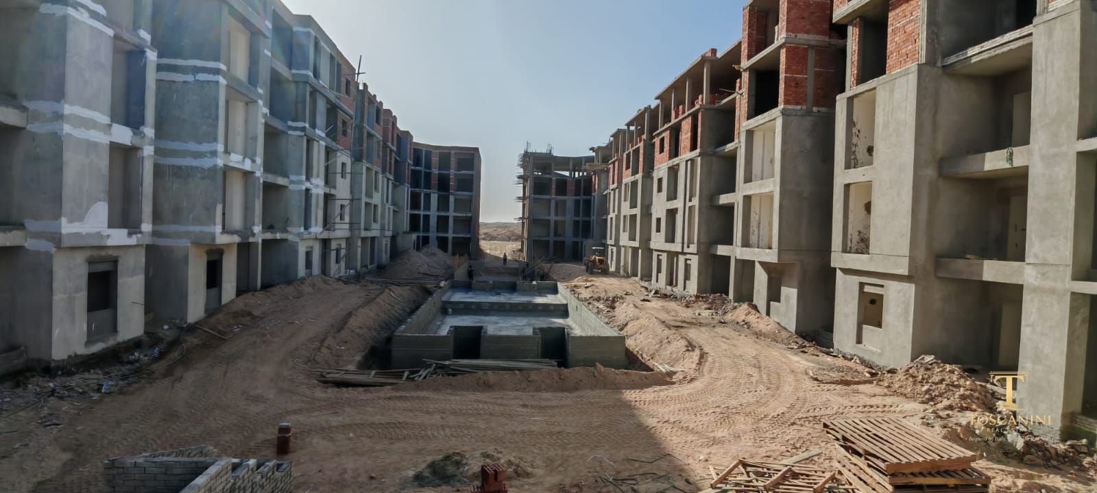 Platinum Resort — Magawish, Hurghada 📍 Opposite Mercure Hotel, next to Albatros Hotels 🏗️ Developer: Orbit Company — Owner of Gravity Hotels