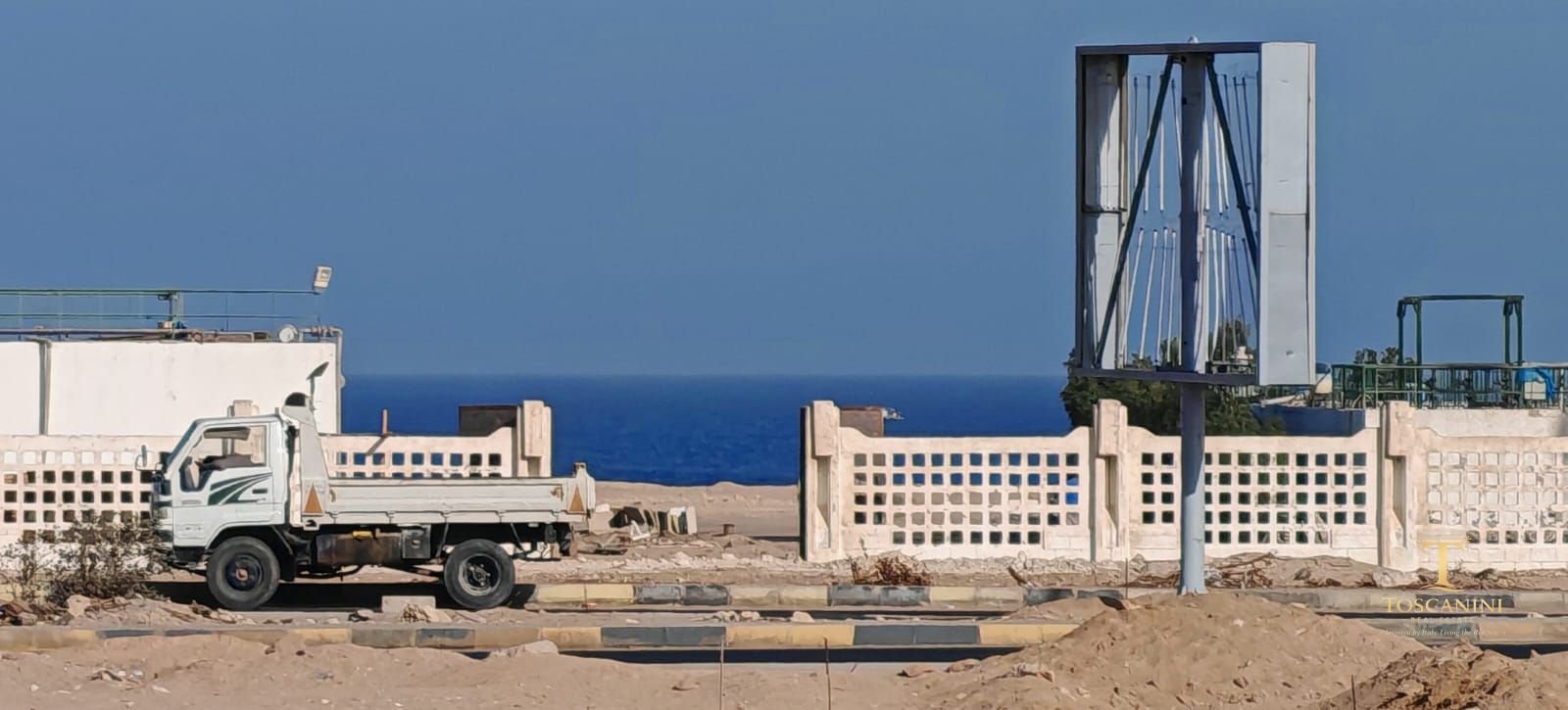 Platinum Resort — Magawish, Hurghada 📍 Opposite Mercure Hotel, next to Albatros Hotels 🏗️ Developer: Orbit Company — Owner of Gravity Hotels