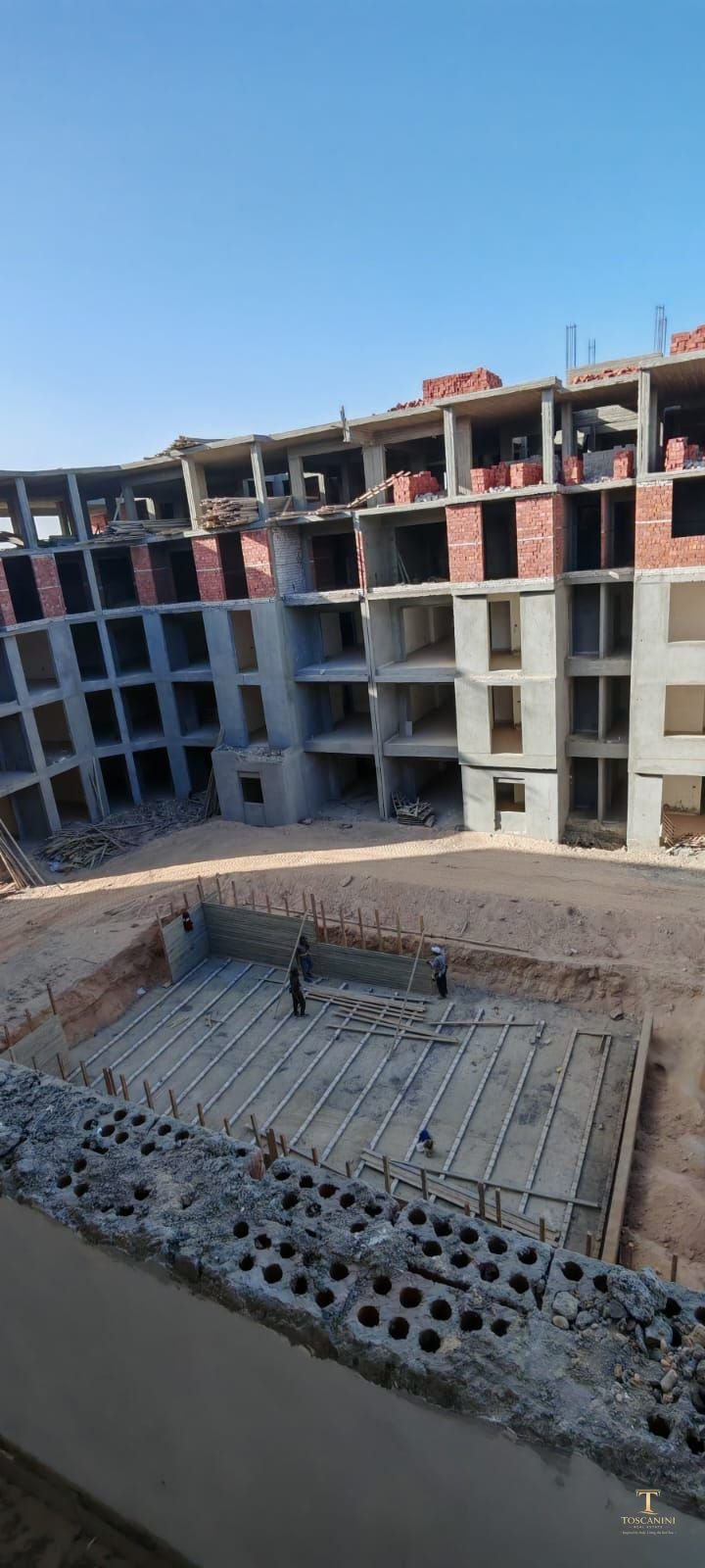 Platinum Resort — Magawish, Hurghada 📍 Opposite Mercure Hotel, next to Albatros Hotels 🏗️ Developer: Orbit Company — Owner of Gravity Hotels