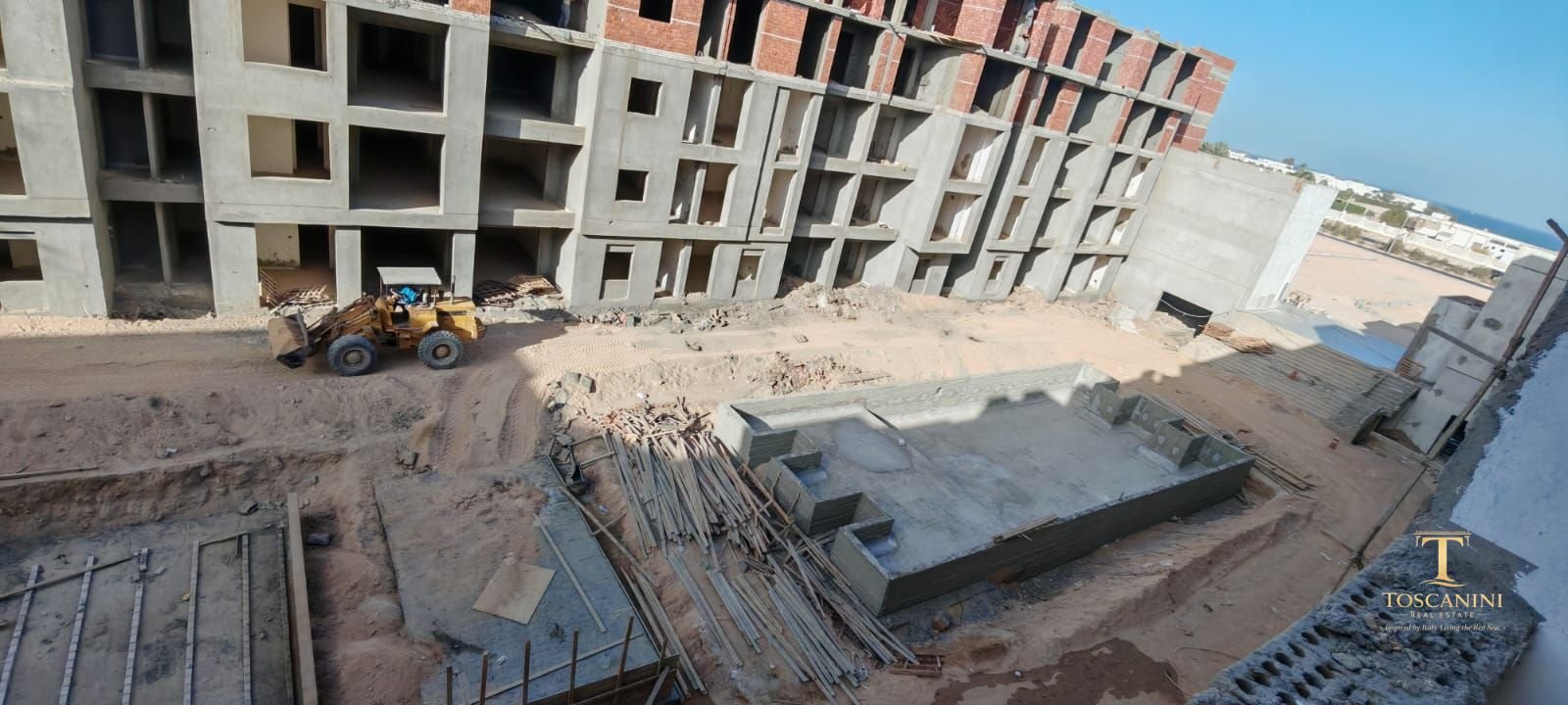 Platinum Resort — Magawish, Hurghada 📍 Opposite Mercure Hotel, next to Albatros Hotels 🏗️ Developer: Orbit Company — Owner of Gravity Hotels